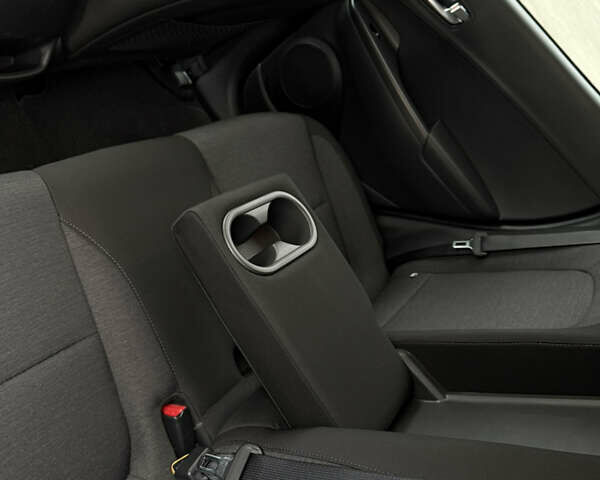 Серый Хендай Kona, объемом двигателя 0 л и пробегом 39 тыс. км за 16999 $, фото 29 на Automoto.ua