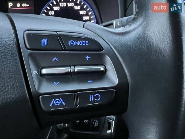 Сірий Хендай Kona, об'ємом двигуна 1.6 л та пробігом 53 тис. км за 18900 $, фото 42 на Automoto.ua