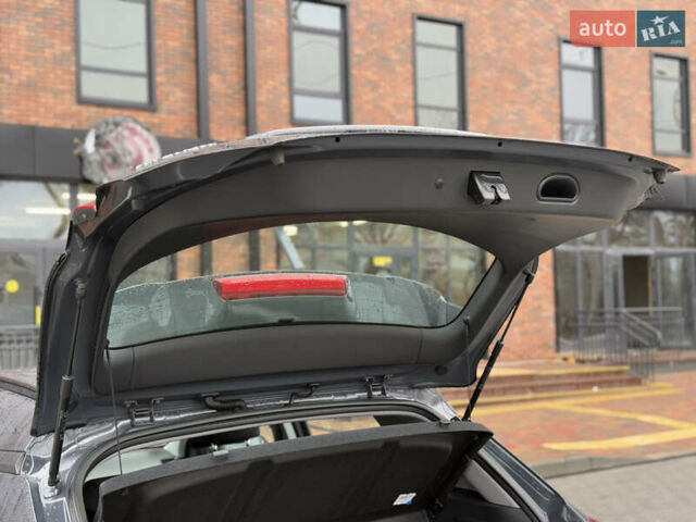 Серый Хендай Kona, объемом двигателя 0 л и пробегом 52 тыс. км за 17299 $, фото 64 на Automoto.ua