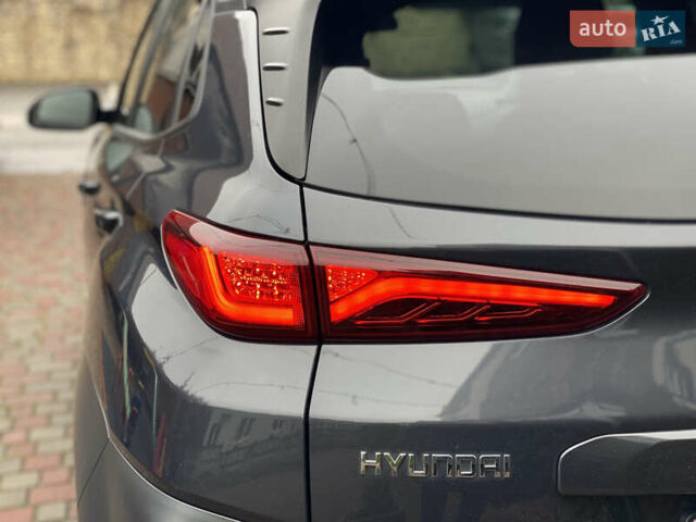 Серый Хендай Kona, объемом двигателя 0 л и пробегом 78 тыс. км за 17999 $, фото 17 на Automoto.ua