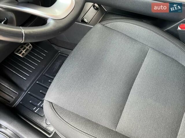 Серый Хендай Kona, объемом двигателя 0 л и пробегом 114 тыс. км за 19950 $, фото 35 на Automoto.ua