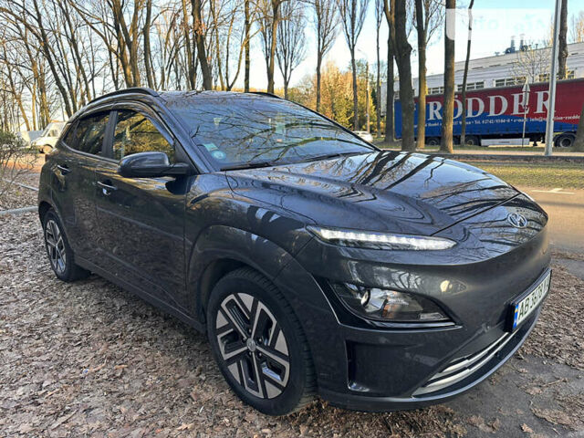 Сірий Хендай Kona, об'ємом двигуна 0 л та пробігом 44 тис. км за 24200 $, фото 3 на Automoto.ua