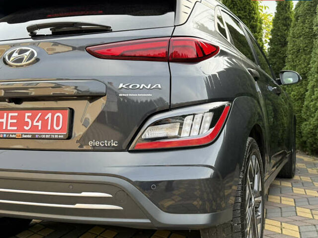 Серый Хендай Kona, объемом двигателя 0 л и пробегом 56 тыс. км за 16700 $, фото 14 на Automoto.ua