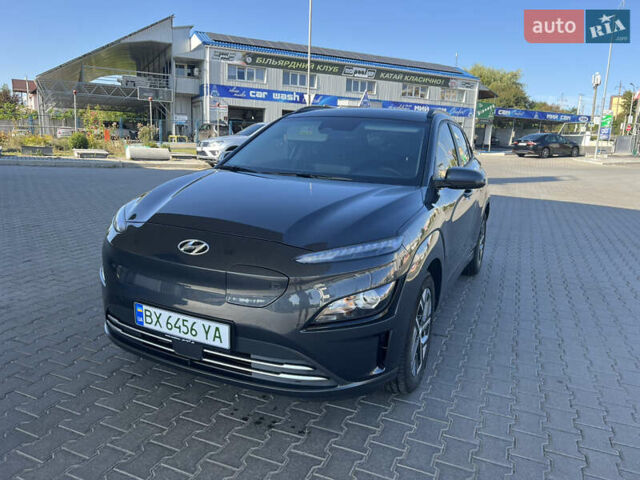 Сірий Хендай Kona, об'ємом двигуна 0 л та пробігом 45 тис. км за 16800 $, фото 1 на Automoto.ua