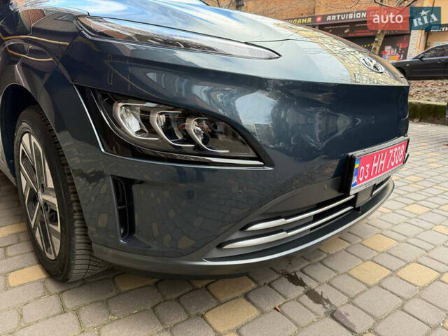 Сірий Хендай Kona, об'ємом двигуна 0 л та пробігом 72 тис. км за 17700 $, фото 12 на Automoto.ua