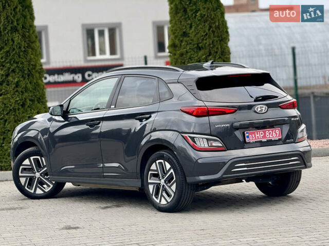 Серый Хендай Kona, объемом двигателя 0 л и пробегом 56 тыс. км за 17299 $, фото 25 на Automoto.ua