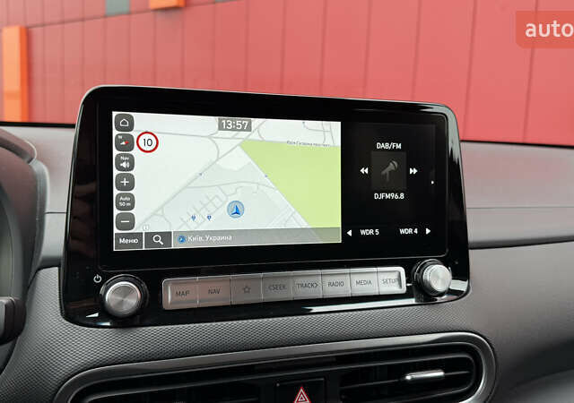 Серый Хендай Kona, объемом двигателя 0 л и пробегом 50 тыс. км за 18500 $, фото 30 на Automoto.ua