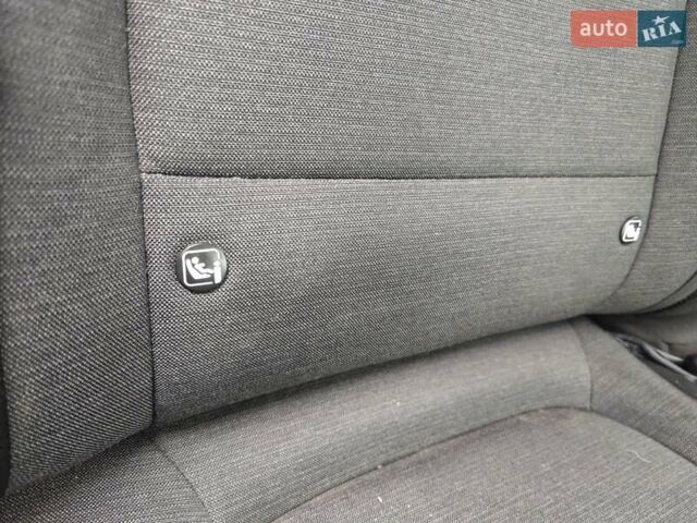 Серый Хендай Kona, объемом двигателя 0 л и пробегом 50 тыс. км за 17650 $, фото 59 на Automoto.ua