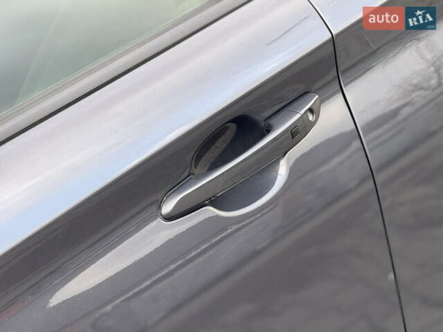 Серый Хендай Kona, объемом двигателя 0 л и пробегом 56 тыс. км за 17299 $, фото 16 на Automoto.ua