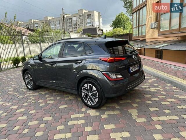 Серый Хендай Kona, объемом двигателя 0 л и пробегом 114 тыс. км за 19950 $, фото 7 на Automoto.ua