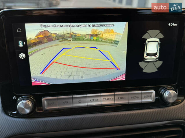 Серый Хендай Kona, объемом двигателя 0 л и пробегом 42 тыс. км за 17900 $, фото 19 на Automoto.ua