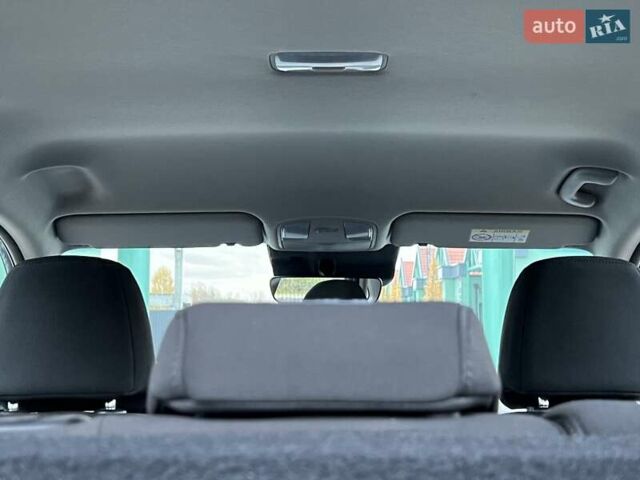 Сірий Хендай Kona, об'ємом двигуна 1.6 л та пробігом 53 тис. км за 18900 $, фото 65 на Automoto.ua