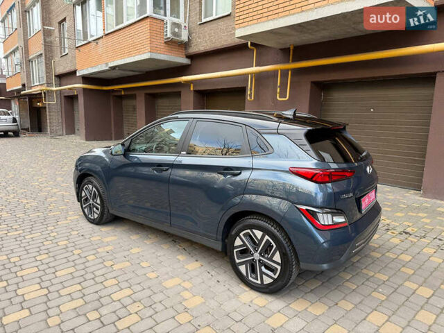 Сірий Хендай Kona, об'ємом двигуна 0 л та пробігом 72 тис. км за 17700 $, фото 4 на Automoto.ua