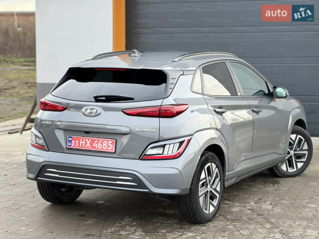 Серый Хендай Kona, объемом двигателя 0 л и пробегом 40 тыс. км за 15999 $, фото 12 на Automoto.ua