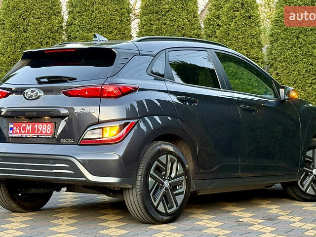 Сірий Хендай Kona, об'ємом двигуна 0 л та пробігом 19 тис. км за 18200 $, фото 7 на Automoto.ua