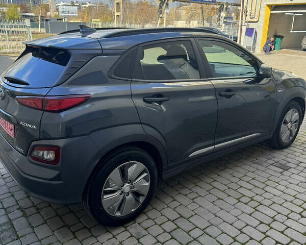 Сірий Хендай Kona, об'ємом двигуна 0 л та пробігом 19 тис. км за 17400 $, фото 8 на Automoto.ua