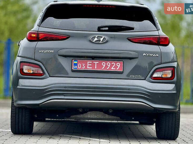 Серый Хендай Kona, объемом двигателя 0 л и пробегом 128 тыс. км за 16000 $, фото 5 на Automoto.ua