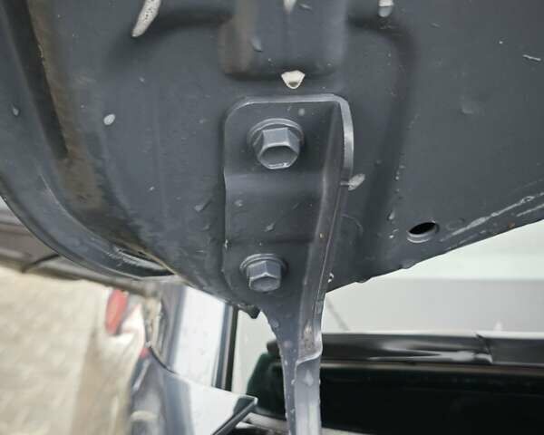 Серый Хендай Kona, объемом двигателя 0 л и пробегом 50 тыс. км за 17650 $, фото 77 на Automoto.ua