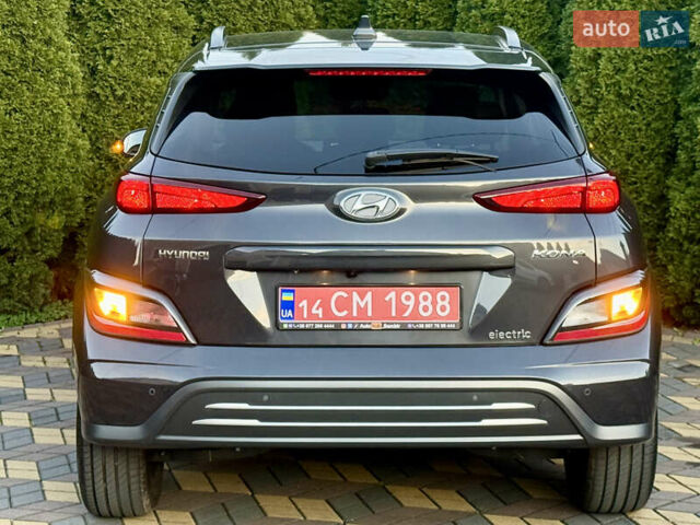 Сірий Хендай Kona, об'ємом двигуна 0 л та пробігом 19 тис. км за 18200 $, фото 5 на Automoto.ua
