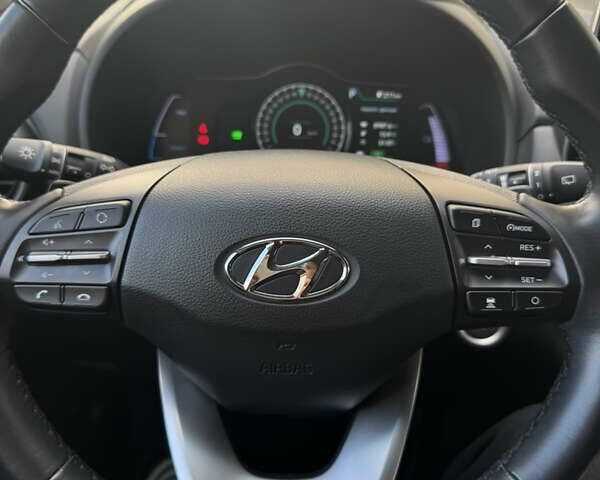 Сірий Хендай Kona, об'ємом двигуна 0 л та пробігом 19 тис. км за 17400 $, фото 32 на Automoto.ua