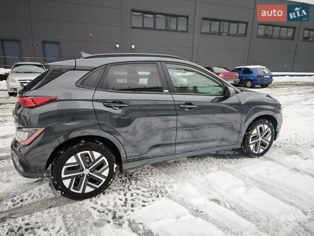 Серый Хендай Kona, объемом двигателя 0 л и пробегом 50 тыс. км за 17650 $, фото 15 на Automoto.ua