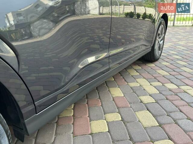 Серый Хендай Kona, объемом двигателя 0 л и пробегом 114 тыс. км за 19950 $, фото 54 на Automoto.ua