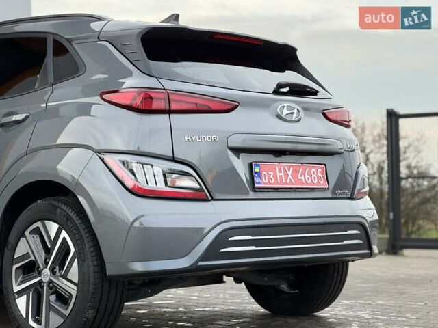 Серый Хендай Kona, объемом двигателя 0 л и пробегом 40 тыс. км за 15999 $, фото 14 на Automoto.ua