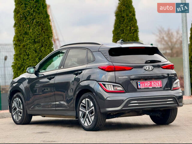 Серый Хендай Kona, объемом двигателя 0 л и пробегом 56 тыс. км за 17299 $, фото 57 на Automoto.ua