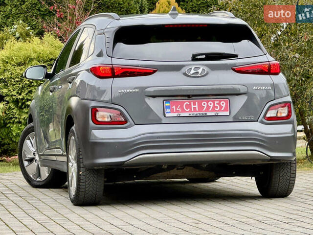 Серый Хендай Kona, объемом двигателя 0 л и пробегом 82 тыс. км за 17888 $, фото 25 на Automoto.ua