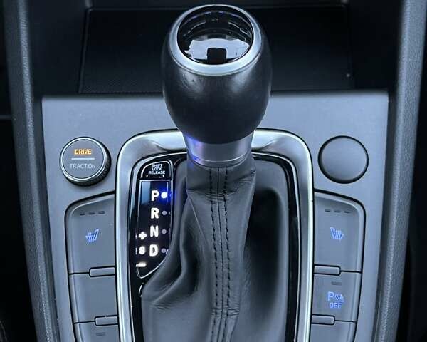 Сірий Хендай Kona, об'ємом двигуна 1.6 л та пробігом 53 тис. км за 18900 $, фото 50 на Automoto.ua