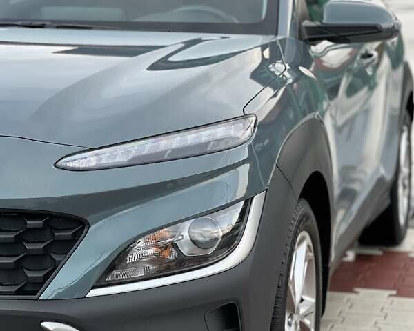 Сірий Хендай Kona, об'ємом двигуна 1.6 л та пробігом 53 тис. км за 18900 $, фото 10 на Automoto.ua