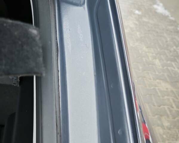 Серый Хендай Kona, объемом двигателя 0 л и пробегом 50 тыс. км за 17650 $, фото 74 на Automoto.ua