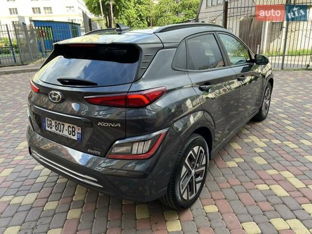 Серый Хендай Kona, объемом двигателя 0 л и пробегом 114 тыс. км за 19950 $, фото 10 на Automoto.ua