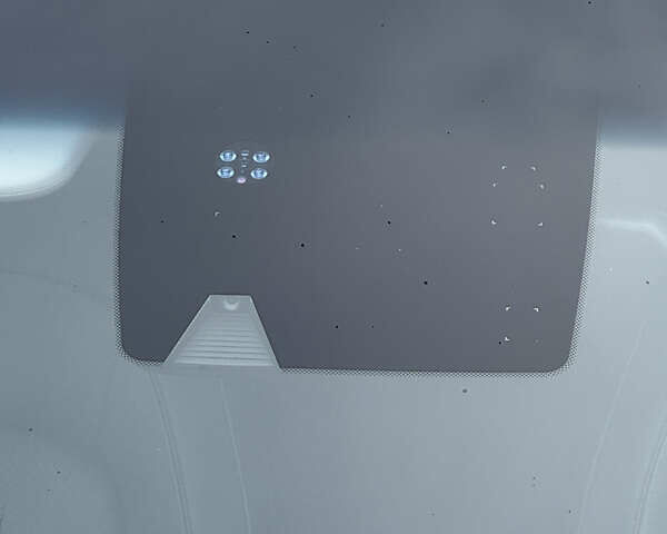 Серый Хендай Kona, объемом двигателя 0 л и пробегом 82 тыс. км за 17888 $, фото 15 на Automoto.ua