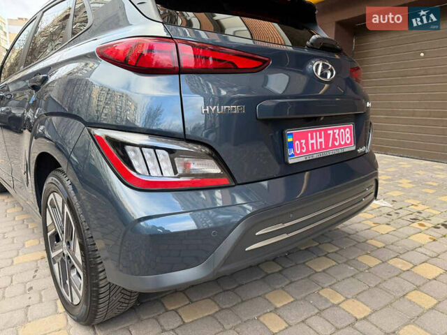 Сірий Хендай Kona, об'ємом двигуна 0 л та пробігом 72 тис. км за 17700 $, фото 6 на Automoto.ua