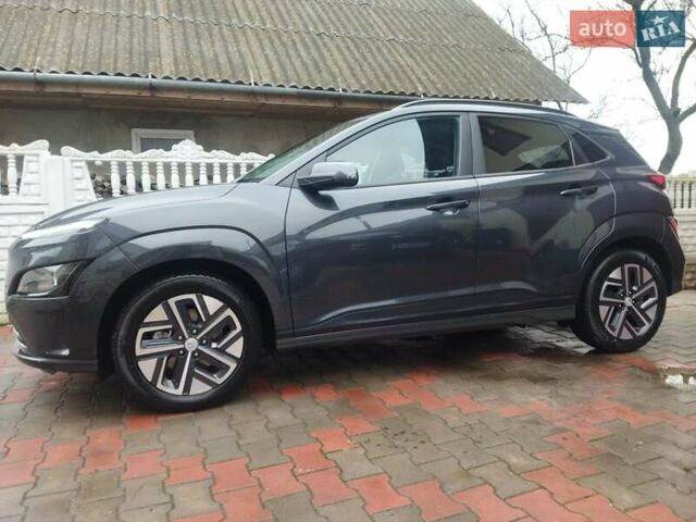 Серый Хендай Kona, объемом двигателя 0 л и пробегом 30 тыс. км за 15999 $, фото 13 на Automoto.ua