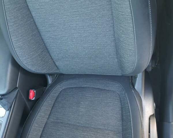 Серый Хендай Kona, объемом двигателя 0 л и пробегом 98 тыс. км за 19373 $, фото 11 на Automoto.ua