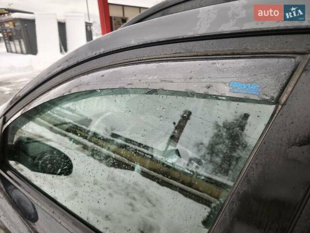 Серый Хендай Kona, объемом двигателя 0 л и пробегом 50 тыс. км за 17650 $, фото 29 на Automoto.ua