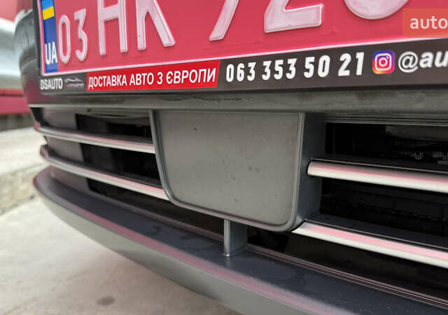 Серый Хендай Kona, объемом двигателя 0 л и пробегом 50 тыс. км за 18500 $, фото 69 на Automoto.ua