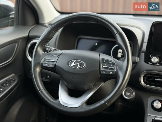 Серый Хендай Kona, объемом двигателя 0 л и пробегом 41 тыс. км за 18000 $, фото 38 на Automoto.ua