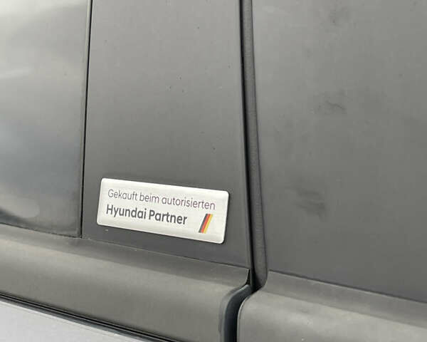 Серый Хендай Kona, объемом двигателя 0 л и пробегом 39 тыс. км за 16999 $, фото 12 на Automoto.ua