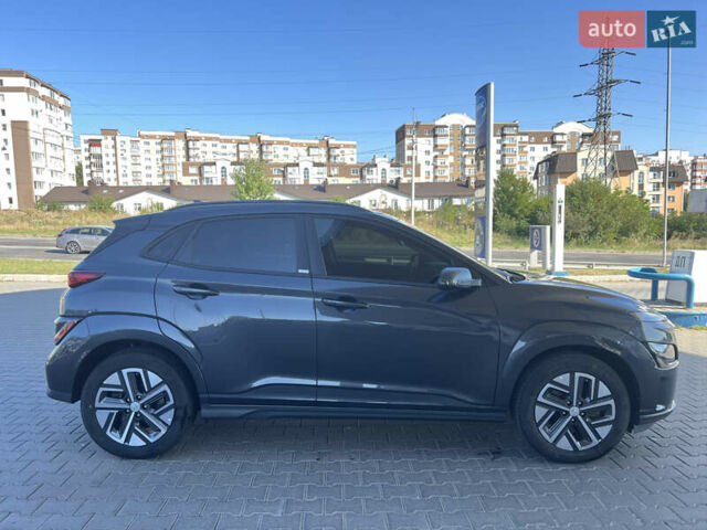 Сірий Хендай Kona, об'ємом двигуна 0 л та пробігом 45 тис. км за 16800 $, фото 5 на Automoto.ua