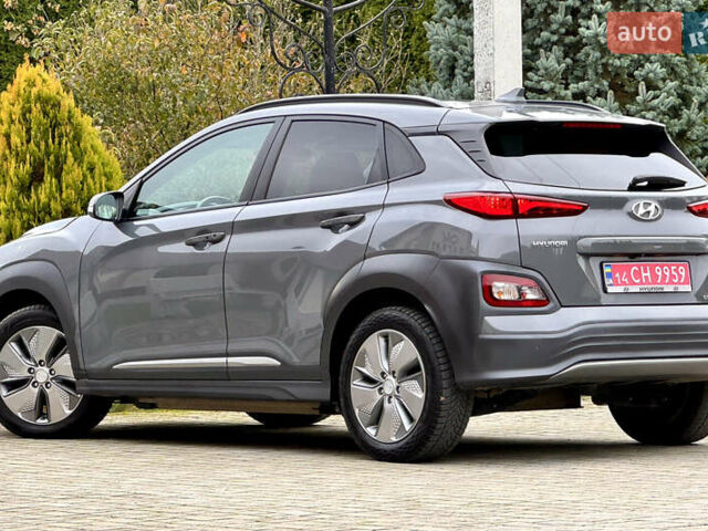Серый Хендай Kona, объемом двигателя 0 л и пробегом 82 тыс. км за 17888 $, фото 27 на Automoto.ua