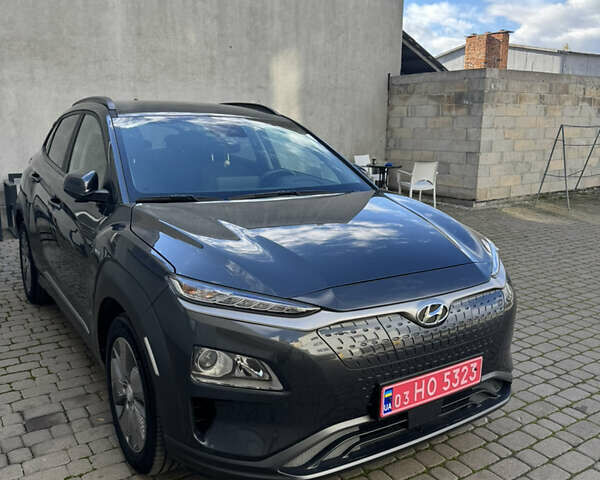 Сірий Хендай Kona, об'ємом двигуна 0 л та пробігом 19 тис. км за 17400 $, фото 9 на Automoto.ua
