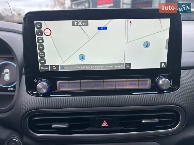 Серый Хендай Kona, объемом двигателя 0 л и пробегом 61 тыс. км за 17900 $, фото 33 на Automoto.ua