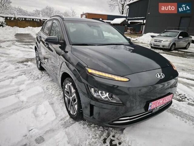 Серый Хендай Kona, объемом двигателя 0 л и пробегом 50 тыс. км за 17650 $, фото 21 на Automoto.ua