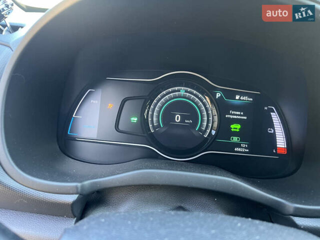 Серый Хендай Kona, объемом двигателя 0 л и пробегом 69 тыс. км за 17500 $, фото 6 на Automoto.ua