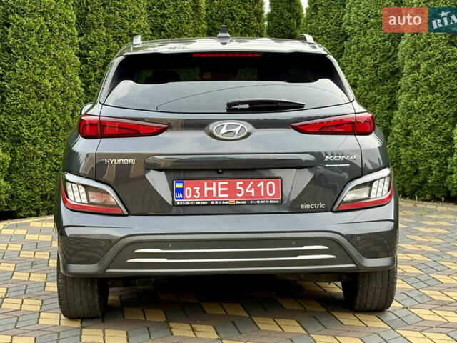 Серый Хендай Kona, объемом двигателя 0 л и пробегом 56 тыс. км за 16700 $, фото 9 на Automoto.ua