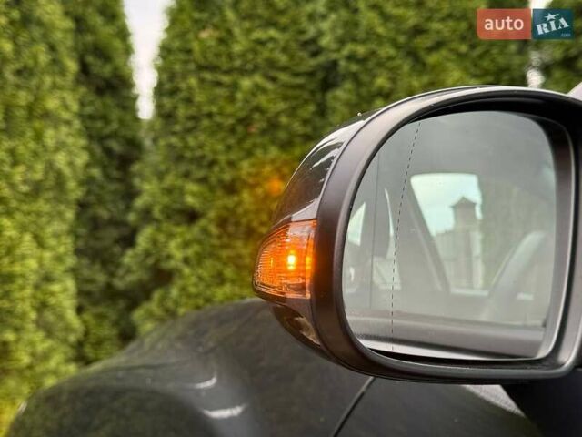 Сірий Хендай Kona, об'ємом двигуна 0 л та пробігом 44 тис. км за 16999 $, фото 14 на Automoto.ua