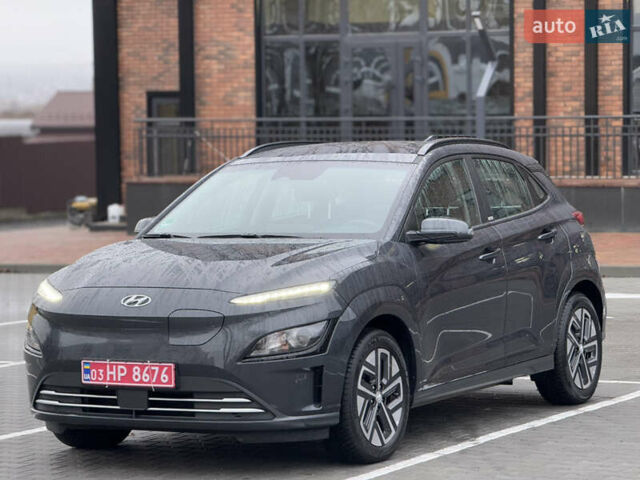 Серый Хендай Kona, объемом двигателя 0 л и пробегом 52 тыс. км за 17299 $, фото 79 на Automoto.ua